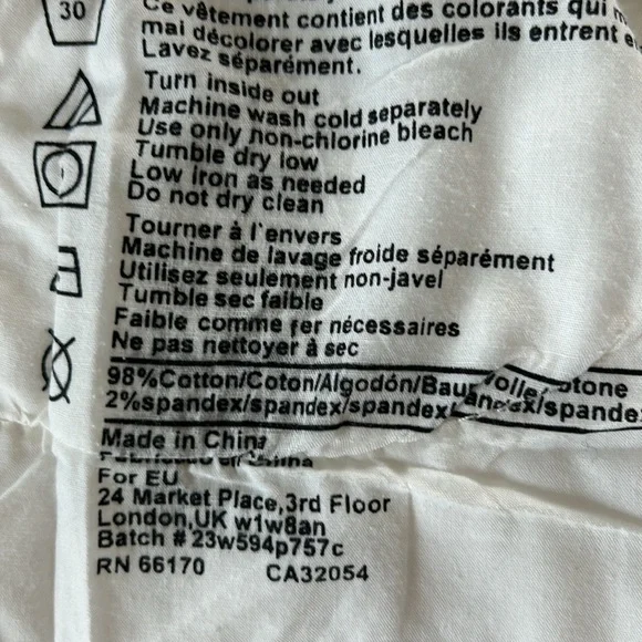 Urban Outfitters BDG Creamy White Shortie Cuffed Cotton Jean Shorts Size 31 - Picture 7 of 9